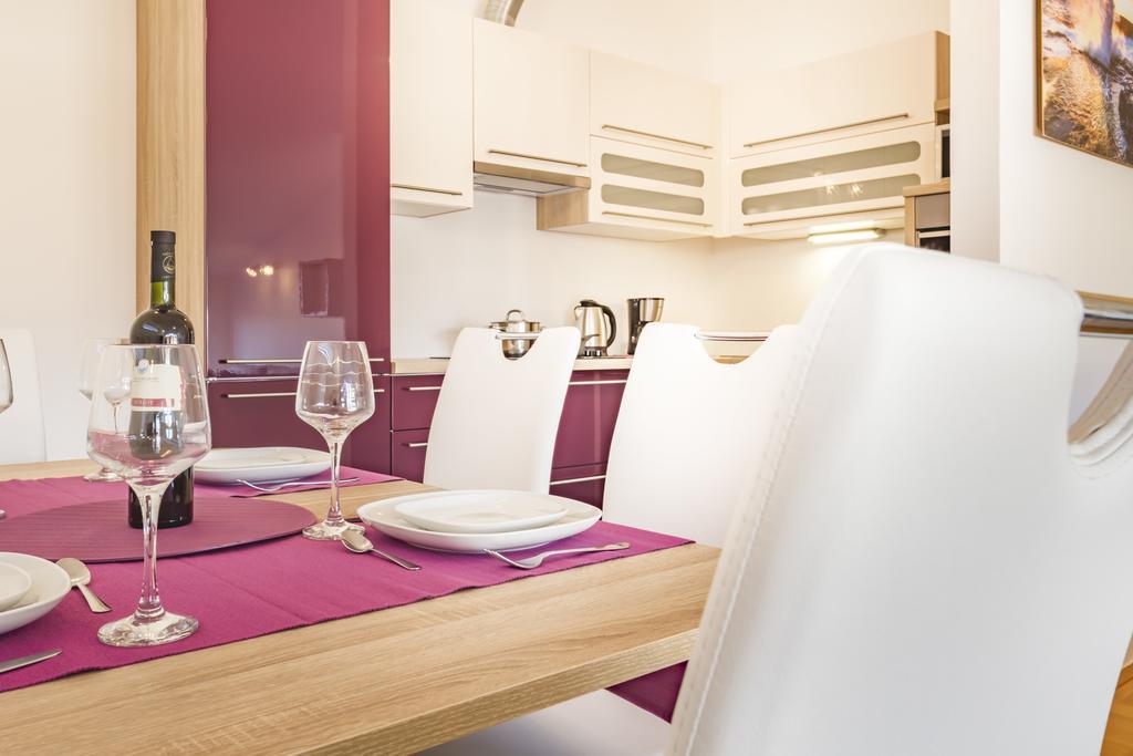 ונטאצ'יצ'י Villa Apartments Futura מראה חיצוני תמונה