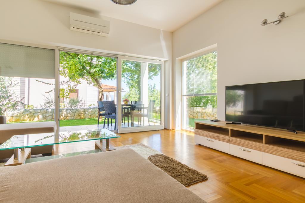 ונטאצ'יצ'י Villa Apartments Futura מראה חיצוני תמונה