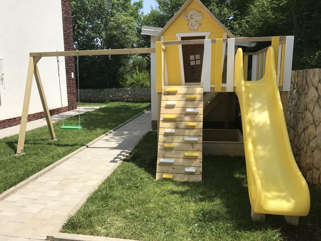 ונטאצ'יצ'י Villa Apartments Futura מראה חיצוני תמונה
